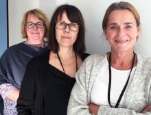 UNE har fått mye ny kompetanse etter nedbemanningsrunden. Fra v: seksjonssjef Anne Marit Granum, seniorrådgiver Marion Josefson og seniorrådgiver Cathrine Stenbek. Foto: UNE